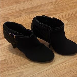 Impo Black Ankle Booties with Chunky Heel